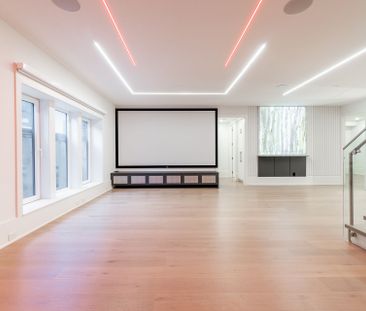 Luxury Modern 5 Bedroom Home in Dunbar Southlands Available July 1 - Photo 3