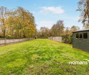 The Warren, Caversham, Reading, RG4 - Photo 3