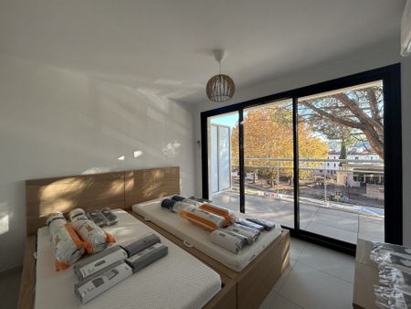 Appartement - Aix-En-Provence (13100) - 79.85 m² - - Photo 3