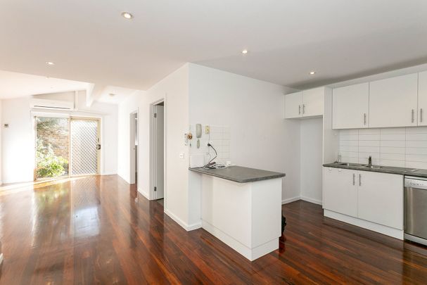 3/505 Plenty Road, Preston VIC 3072 - Photo 1