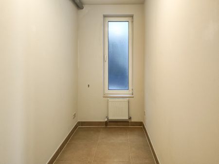 Appartement met 2 slks en terras in centrum Tienen - Photo 4