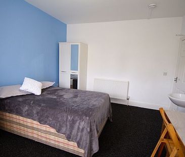 319, Hull Road - Photo 2