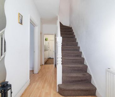 3 bedroom terraced house to rent - Photo 4