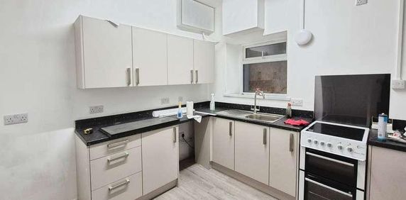 Tredegar Street, Risca, Newport, NP11 - Photo 2