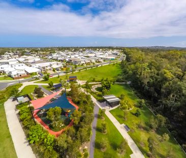 Stylish Home with Solar Just Minutes to Hospital Precinct - Photo 4