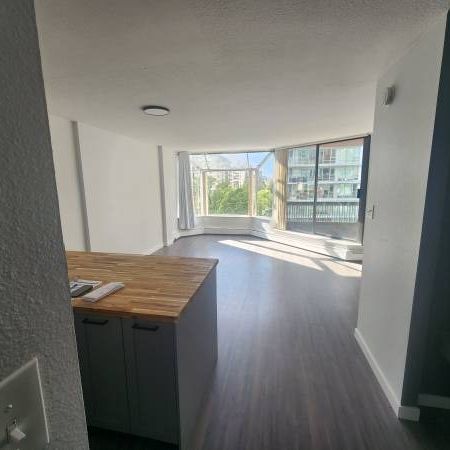 studio condo for rent (Anchor Point I) - Photo 1