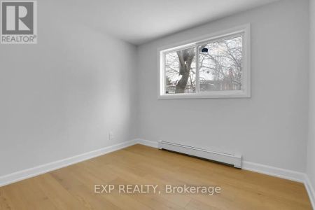 1 - 555 CHURCHILL AVENUE N - Photo 5