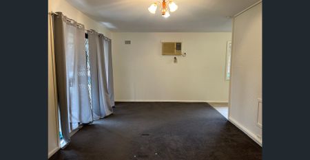 Family Home located in a quiet street - Photo 5