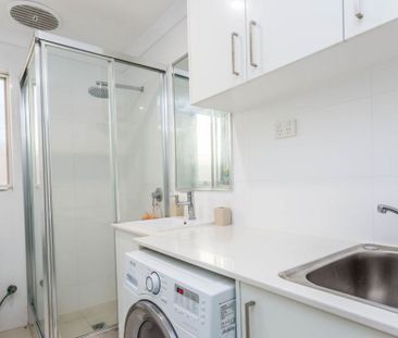 Low Maintenance, Convenient Location - Photo 5