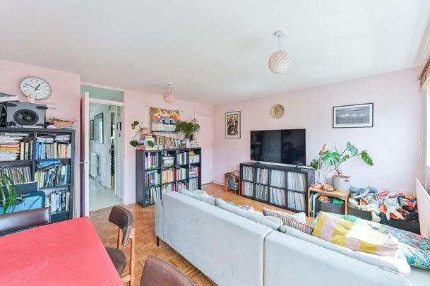 2 bedroom maisonette to rent - Photo 1