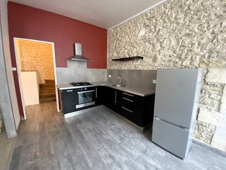 Location Maison 4 pièces 122m² JARNAC 16200 - Photo 2