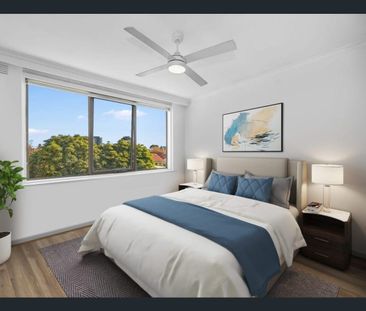 Light-Filled Living Near Chadstone | FLARE REAL ESTATE - Photo 4