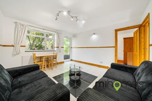 2 bedroom detached bungalow to rent - Photo 1