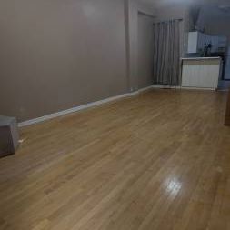 House for Rent in Leslieville - Photo 1