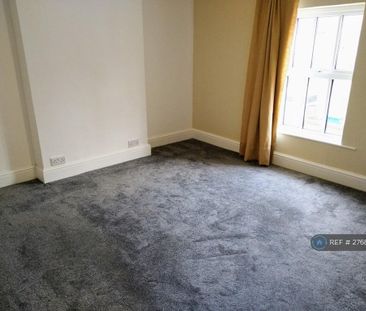 2 bedroom semi-detached house to rent - Photo 4