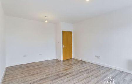 2 bed flat to rent in Marigold Way, Maidstone, ME16 - Photo 5