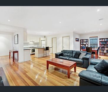 Low Maintenance, Spacious Two Bedroom Unit - Photo 2