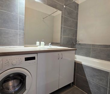 Centrum mesta s vlastným parkovaním: zariadený 2-izbový byt, Žilina... - Photo 5