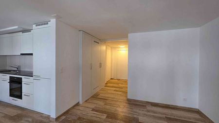 2.5 Zimmer, 88 m², 1. Stock - Photo 2