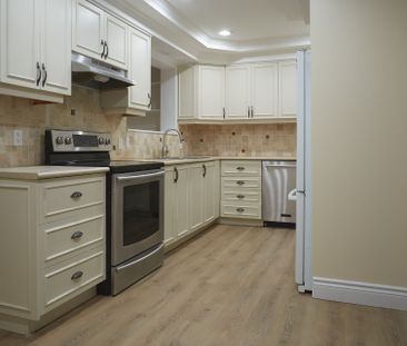 For Lease - 39 Daphne Crescent, Barrie, Ontario - Photo 4