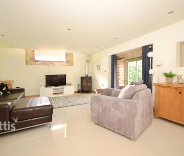 2 bedroom barn conversion to rent - Photo 5