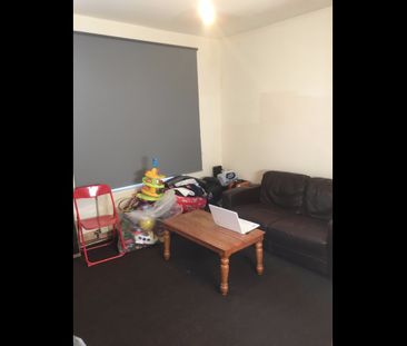 Room in a Shared House, Oliver Street, CV6 - Photo 2