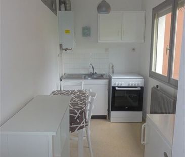 Location Appartement 1 pièce 23m² LE CREUSOT 71200 - Photo 1