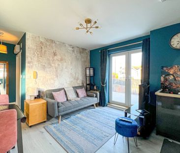 Alexandra Road - Photo 2