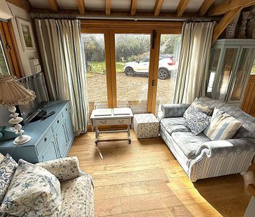 1 bedroom ground floor flat to rent - Photo 2