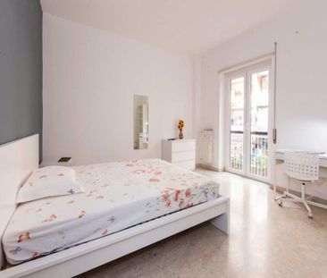 Via Oderisi da Gubbio, Rome, Lazio 00146 - Photo 2