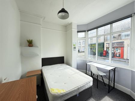 54 Holyhead Road - Photo 5