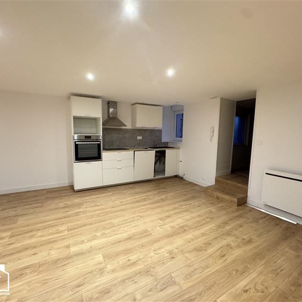 Location Appartement 4 pièces 89m² PAIMBOEUF 44560 - Photo 1