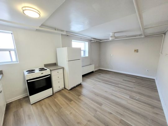 For Lease - 852 Broadview Avenue Unit# B1, Toronto, Ontario - Photo 1