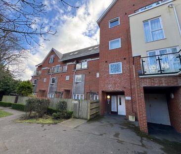 1 Bedroom Flat / Apartment - Archers Road, Southampton - Photo 1