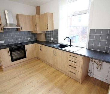 Eton Hill Road, Radcliffe, Manchester, M26 - Photo 4