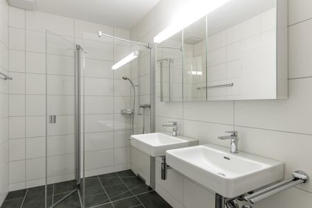 4.5 Zimmer, 111 m², 1. Stock - Photo 4