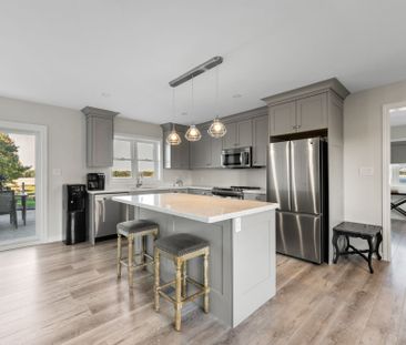 For Lease - 4692 GILMORE Road Unit# 2, Fort Erie, Ontario - Photo 1