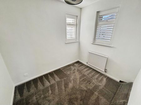 Trent Avenue, Upminster, RM14 - Photo 3