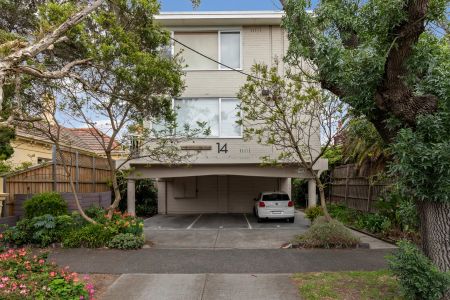 Sunlit Bayside Gem in a Prime Lifestyle Pocket! - Photo 2