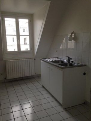 location Appartement T6 DE 144.35m² À PARIS - Photo 1