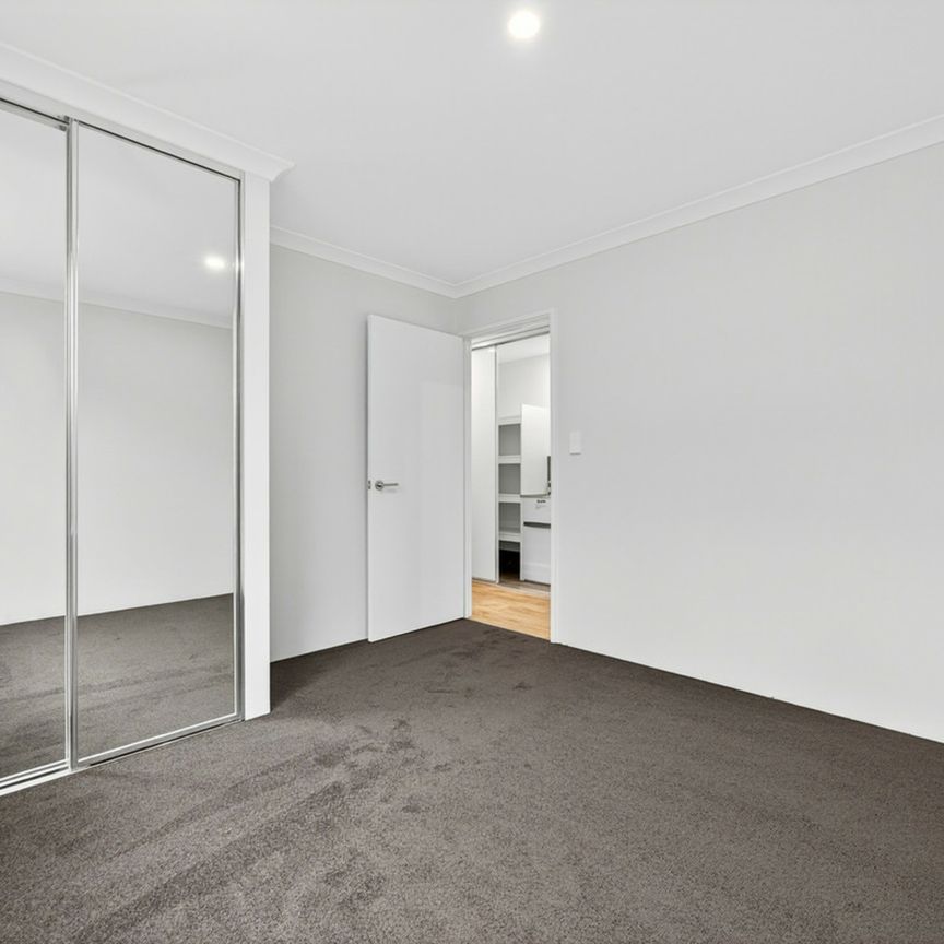 Brand new in Baldivis - Photo 1