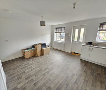 Peterborough - Photo 1