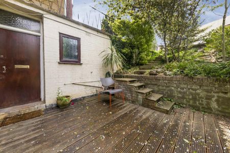 1 bedroom flat to rent - Photo 4