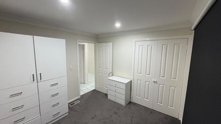 Lalor - Photo 5