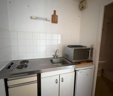 Location Appartement 1 pièce Meublé 20m² BREST 29200 - Photo 4