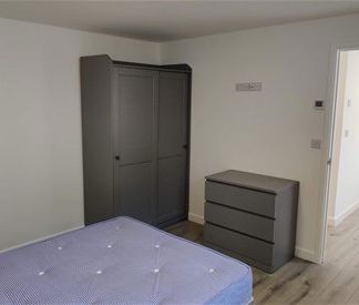 - Cowley Road, Oxford, Oxford - Photo 1