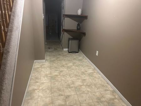 For Lease - 25 Srigley (Entire House) Street, Barrie, Ontario - Photo 5