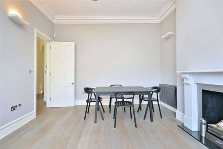 A bright and airy two double bedroom apartment to rent in a period conversion moments from Maida Vale Station (Bakerloo line). - Photo 3