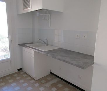 Location Appartement 3 pièces 58m² - Photo 3