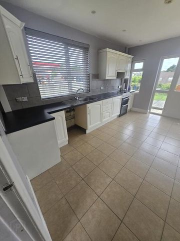 1 Cumber Gardens, Drumaness, Ballynahinch, BT24 8RN - Photo 3